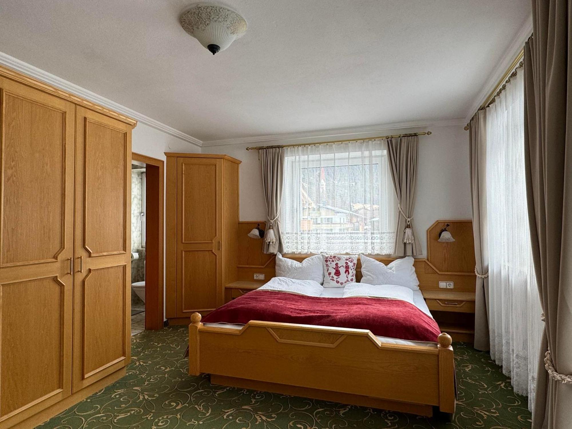 Gaestehaus Huber Bed & Breakfast